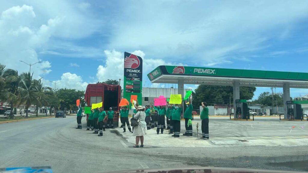 Trabajadores de Gasolinera Asegurada en Playa del Carmen Claman por Reapertura