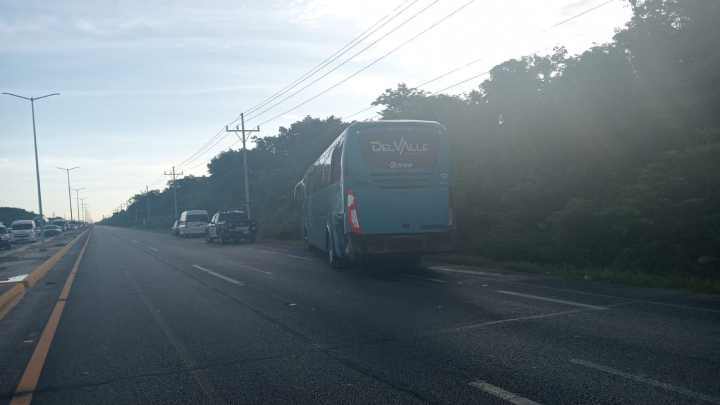 Tragedia en Carretera Federal Seis Fallecidos y Doce Heridos en Choque Multiple cerca de Punta Venado 2