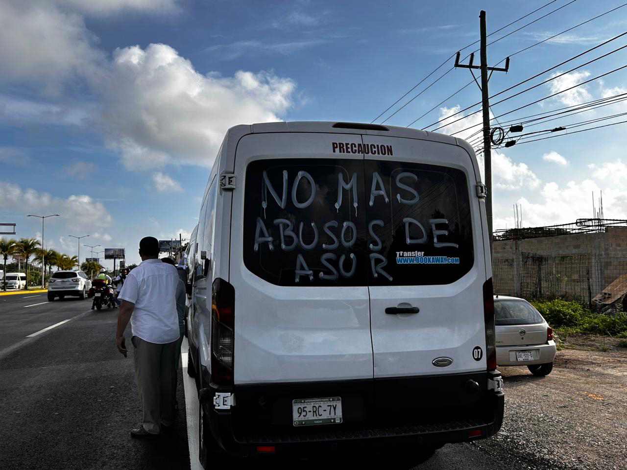 Transportistas de Cancún se Manifiestan contra Excesiva Regulación de Asur