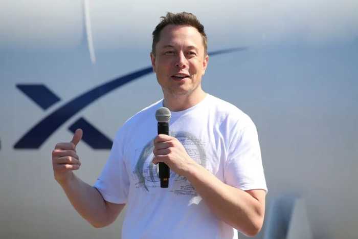 Tras-la-adquisición-de-Twitter-por-parte-de-Elon-Musk-algunas-celebridades-declararon-su-partida-2