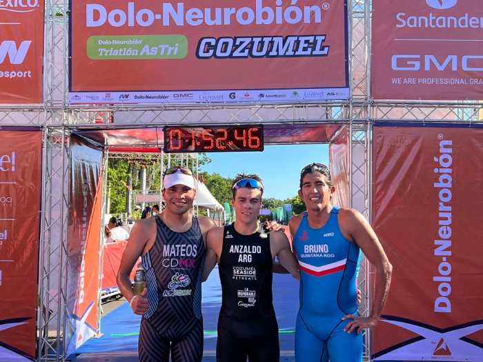 ▷EL ARGENTINO IVÁN ANZALDO GANÓ EL TRIATLÓN DE ASTRI COZUMEL | Info Caribe