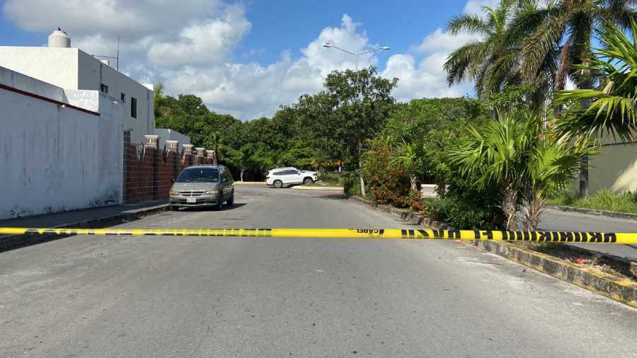 Violento asesinato de mujer en Cancún durante persecución en su vehículo