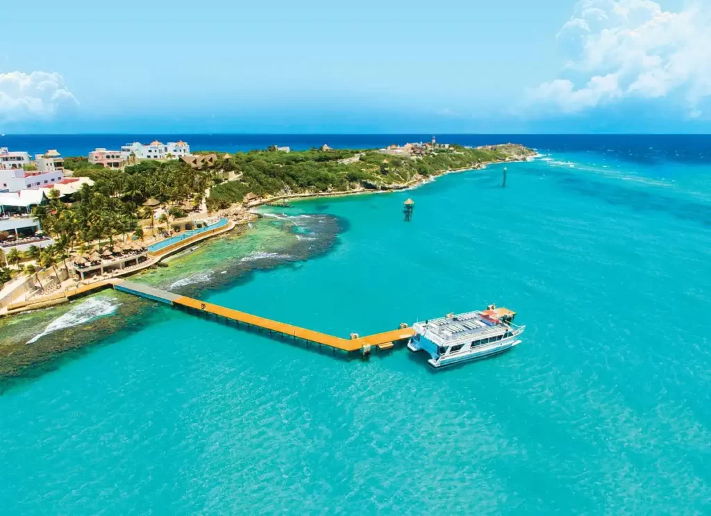 15 atracciones turísticas que no te puedes perder si venís a Cancún 2 vista aerea de garrafon